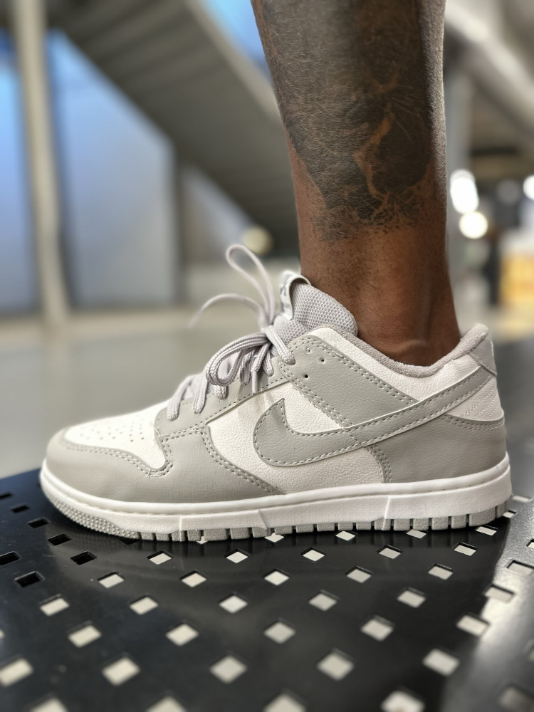 TÊNIS NIKE DUNK CINZA - Lion Store