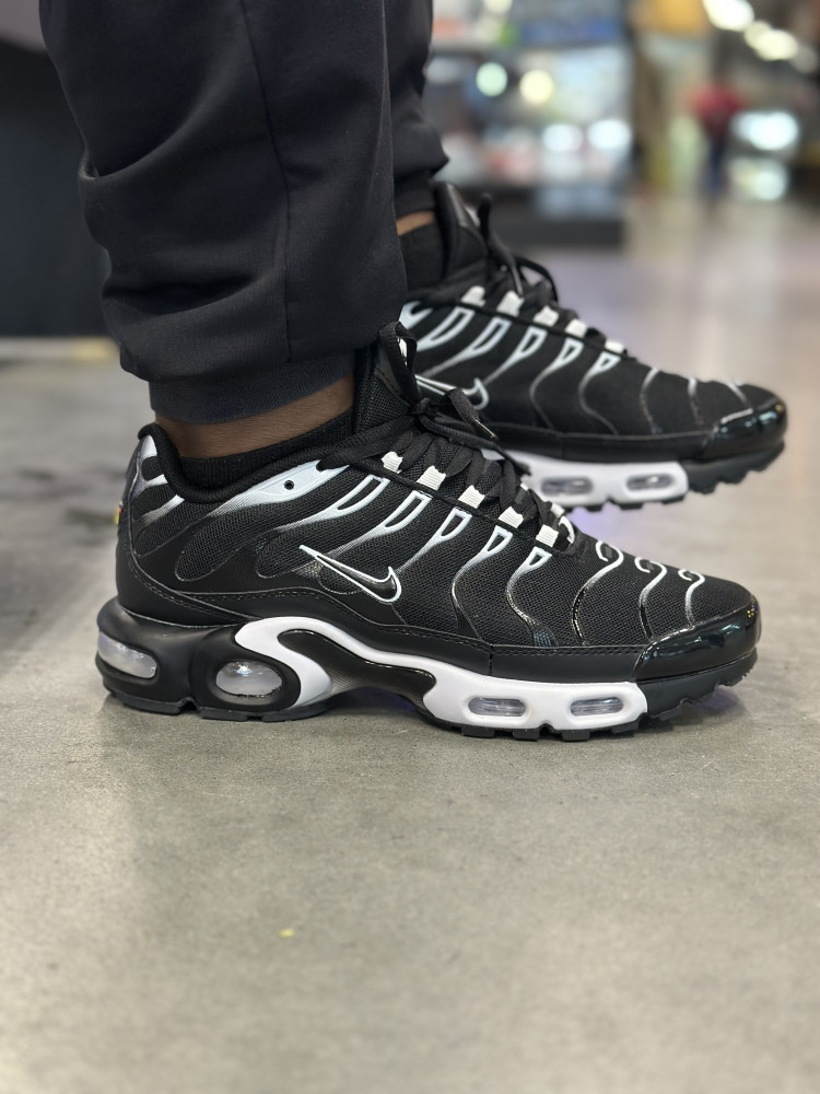 TENIS TN VENOM 38 - Lion Store