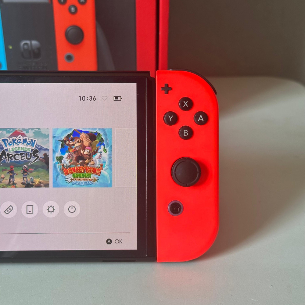 Nintendo Switch Oled Neon Desbloqueado 128gb Usado - Bione Games