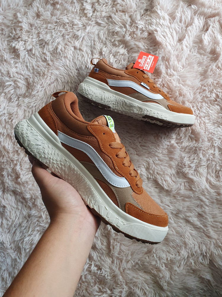 Vans Ultrarange VR3 NEO Caramelo 34 - Luíza Feliciano