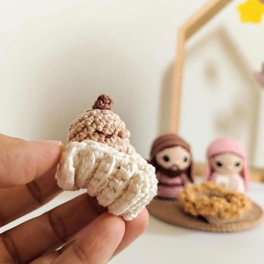 RECEITA EM PDF SAGRADA FAMILINHA - Fulô Crocheteria