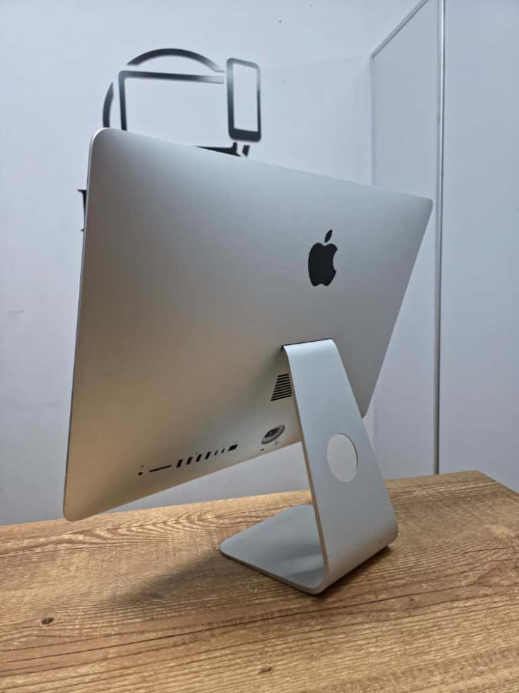 iMac 2017: Tela 21.4