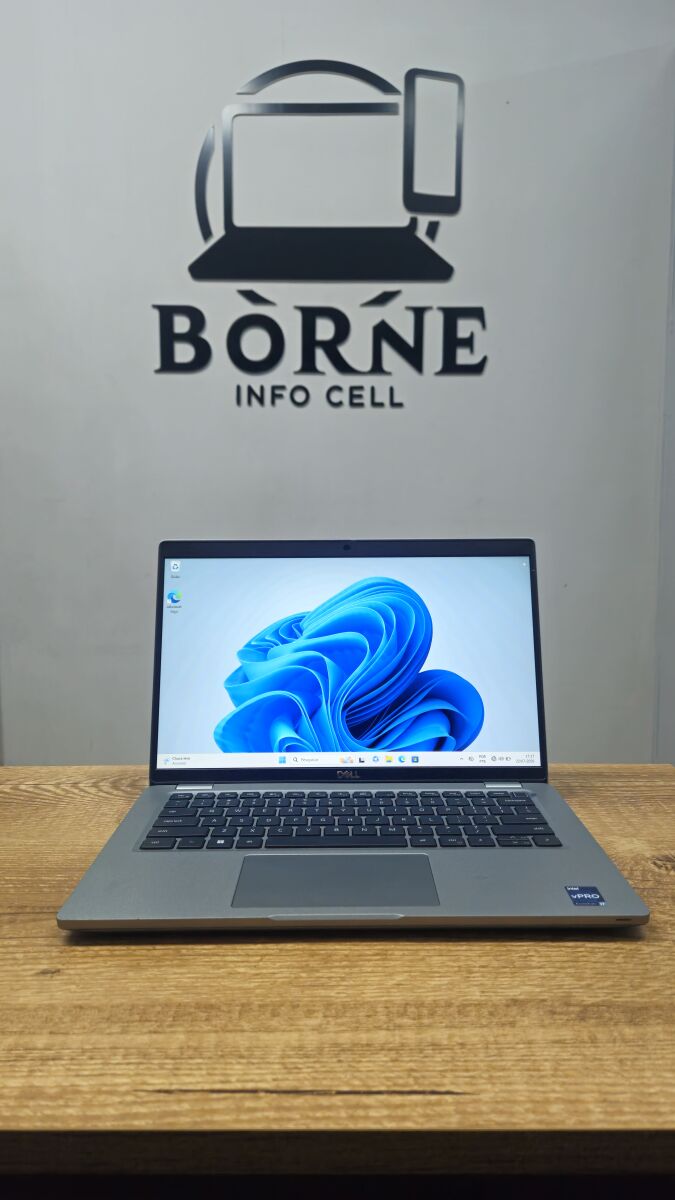 14型 Latitude 5430 i7 16GB 256GB NVMe Dell Latitude 5430: Tela 14