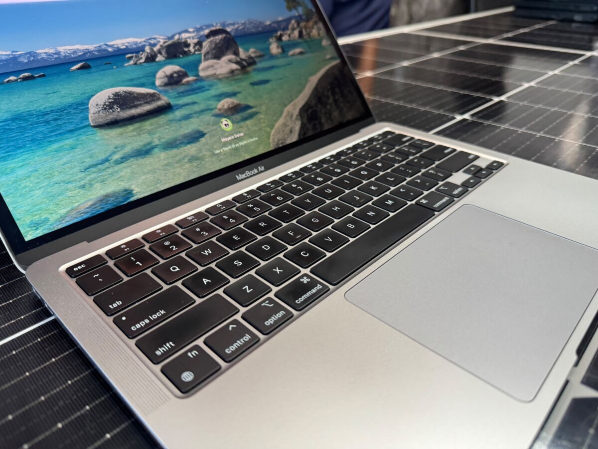 Macbook Air M1 2020 8GB SSD: 256GB - JTCenterTecnologia