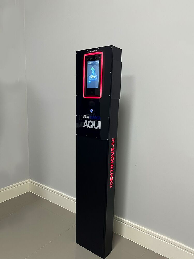 TOTEM DE ALTURA SIMPLES PERSONALIZADO - ENTRADA VEICULAR - HIKVISION